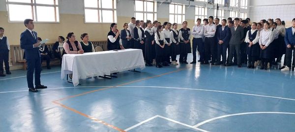 02 желтоқсанда  қазақ тілі мен әдебиеті бірлестігінің ұйымдастыруымен “А.Байтұрсынұлы - ұлт ұстазы” атты тақырыппен өткен апталықтың жабылуы өтті.